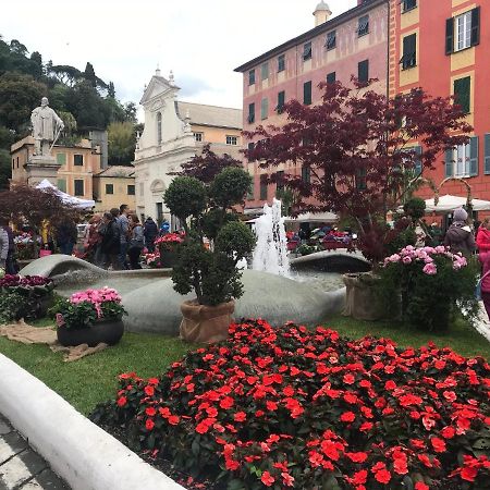 Holiday At Chiavari Exterior photo