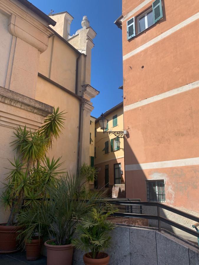 Holiday At Chiavari Exterior photo